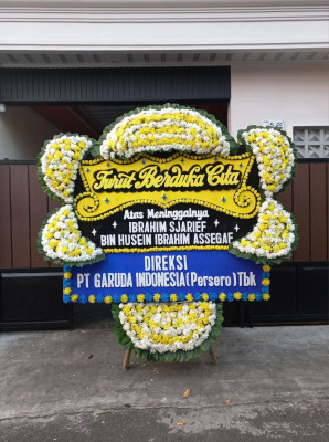 Papan Bunga Duka di Mandalaherang